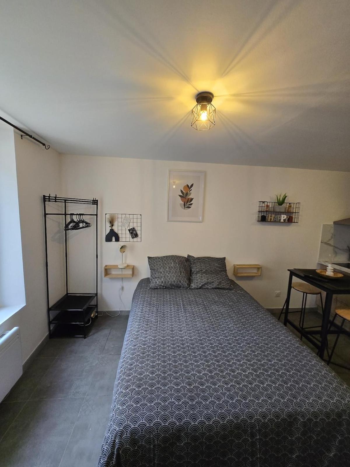 Cosy Studio Confort Etampes-sur-Marne Exterior foto